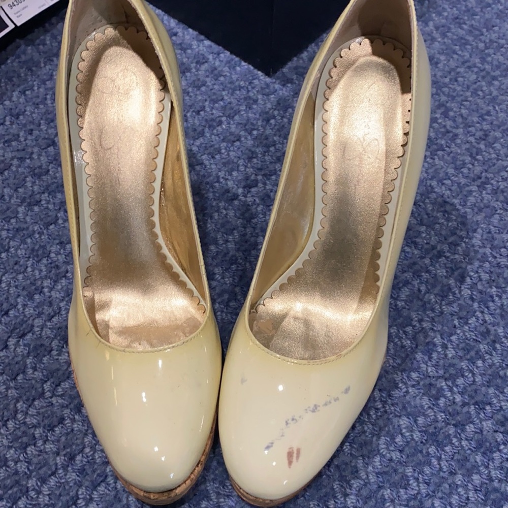 Jessica Simpson heels